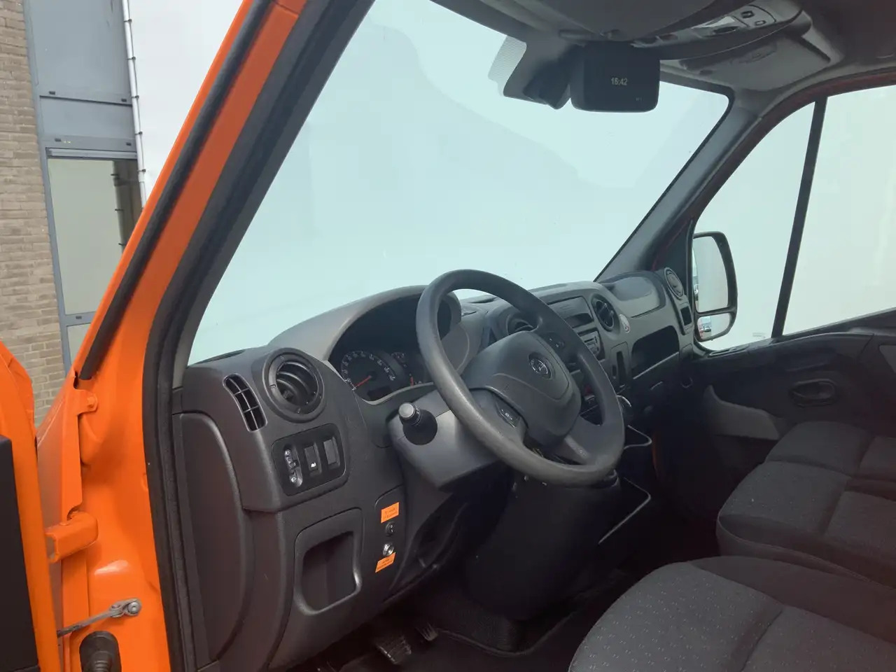 Opel Movano 2.3 CDTI L2H3 Airco Cruise 3 Zits Trekhaak 2500 kg - Muu seadmestik: pilt 5 Opel Movano 2.3 CDTI L2H3 Airco Cruise 3 Zits Trekhaak 2500 kg - Muu seadmestik: pilt 5