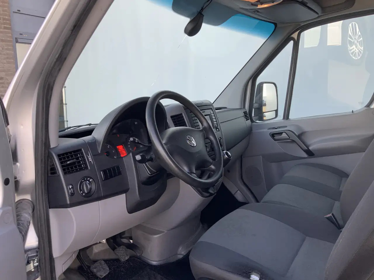 Volkswagen Crafter 46 2.0 TDI L3H1 Airco Cruise Lucht Geveerd Lier Tr - Muu seadmestik: pilt 5 Volkswagen Crafter 46 2.0 TDI L3H1 Airco Cruise Lucht Geveerd Lier Tr - Muu seadmestik: pilt 5