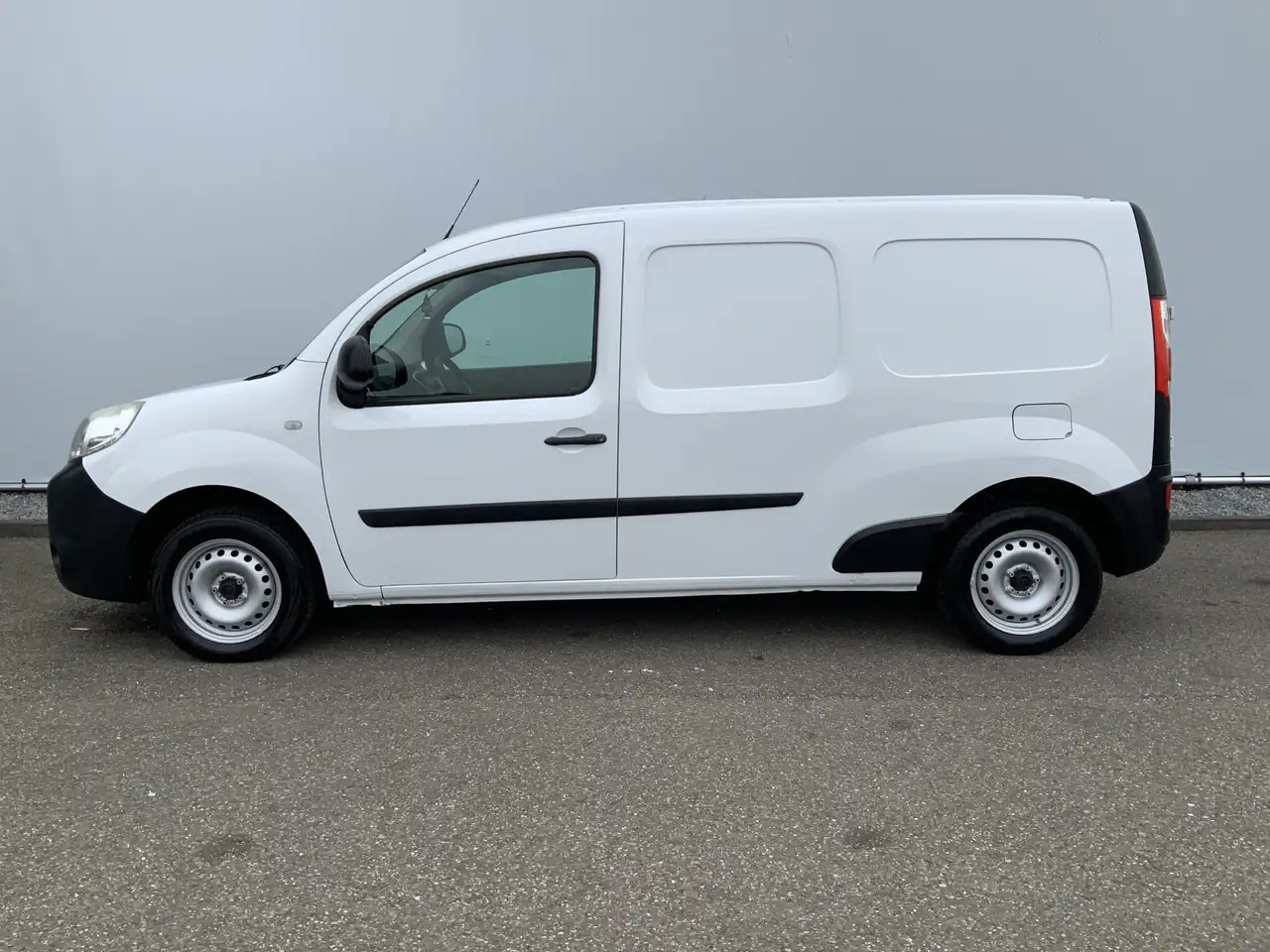 Renault Kangoo Express 1.5 dCi 90 Express Maxi Comfort Airco Crui - Kaubik: pilt 3 Renault Kangoo Express 1.5 dCi 90 Express Maxi Comfort Airco Crui - Kaubik: pilt 3