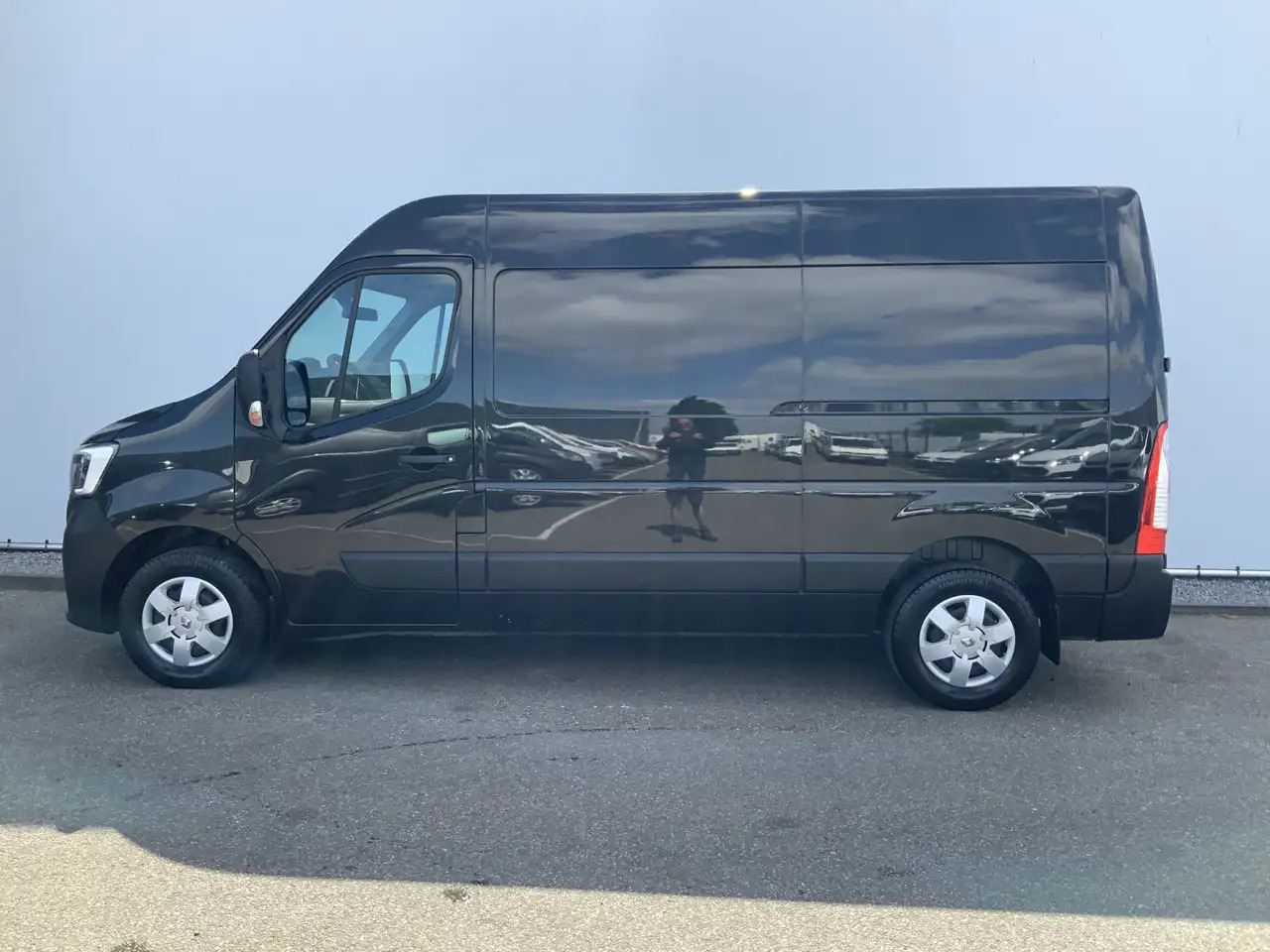 Renault Master T35 2.3 dCi 135 L2H2 Airco Cruise 3 Zits Camera Eu - Kaubik: pilt 3 Renault Master T35 2.3 dCi 135 L2H2 Airco Cruise 3 Zits Camera Eu - Kaubik: pilt 3