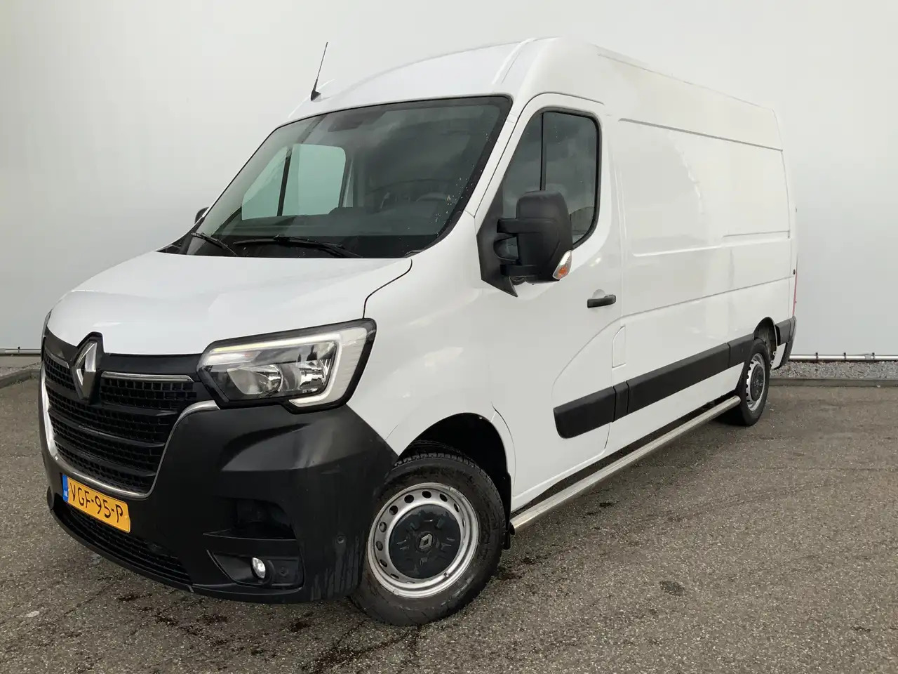 Renault Master T35 2.3 dCi 135 L2H2 Airco Cruise 3 Zits Camera Na - Kaubik: pilt 1 Renault Master T35 2.3 dCi 135 L2H2 Airco Cruise 3 Zits Camera Na - Kaubik: pilt 1