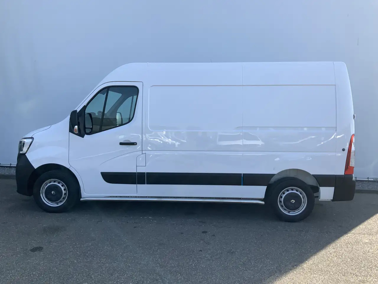 Renault Master T35 2.3 dCi 135 L2H2 Airco Cruise Navi Side Bar Ca - Kaubik: pilt 3 Renault Master T35 2.3 dCi 135 L2H2 Airco Cruise Navi Side Bar Ca - Kaubik: pilt 3
