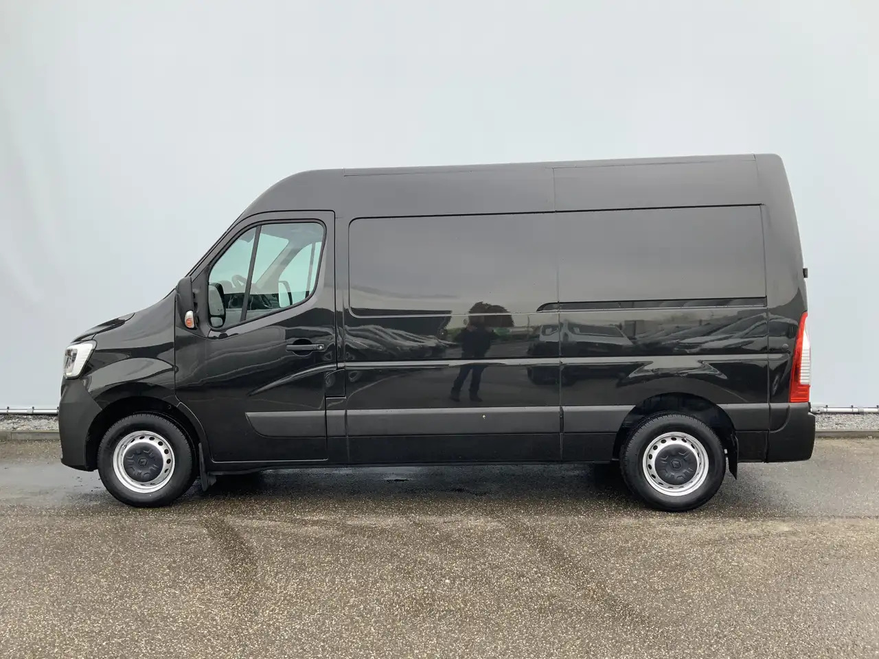 Renault Master T35 2.3 dCi 150 L2H2 Airco Cruise 3 Zits Camera Tr - Kaubik: pilt 3 Renault Master T35 2.3 dCi 150 L2H2 Airco Cruise 3 Zits Camera Tr - Kaubik: pilt 3
