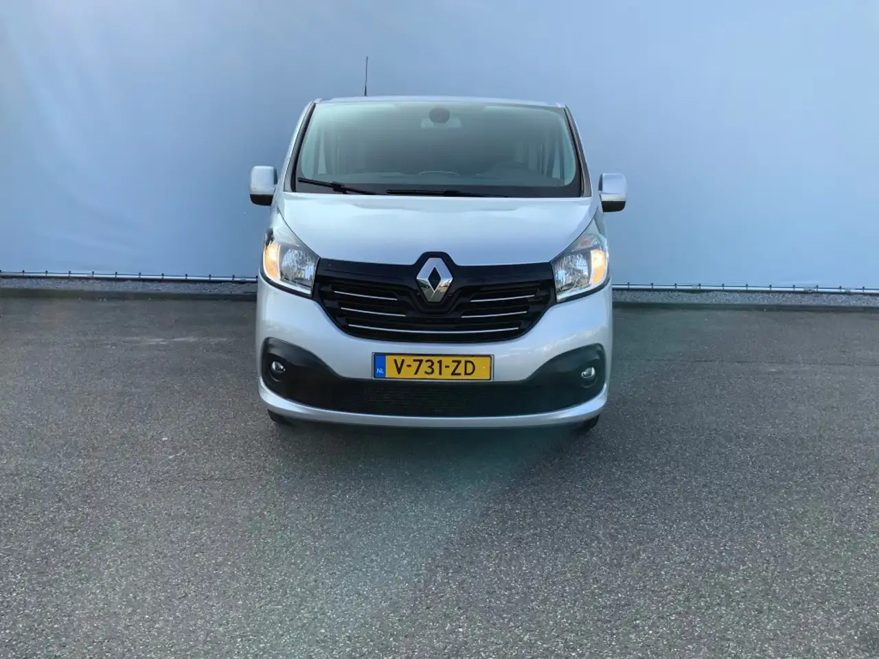 Renault Trafic 1.6 dCi T29 L2H1 Dub Cab Airco Camera Navi Trekhaa - Meeskonnaauto: pilt 2 Renault Trafic 1.6 dCi T29 L2H1 Dub Cab Airco Camera Navi Trekhaa - Meeskonnaauto: pilt 2