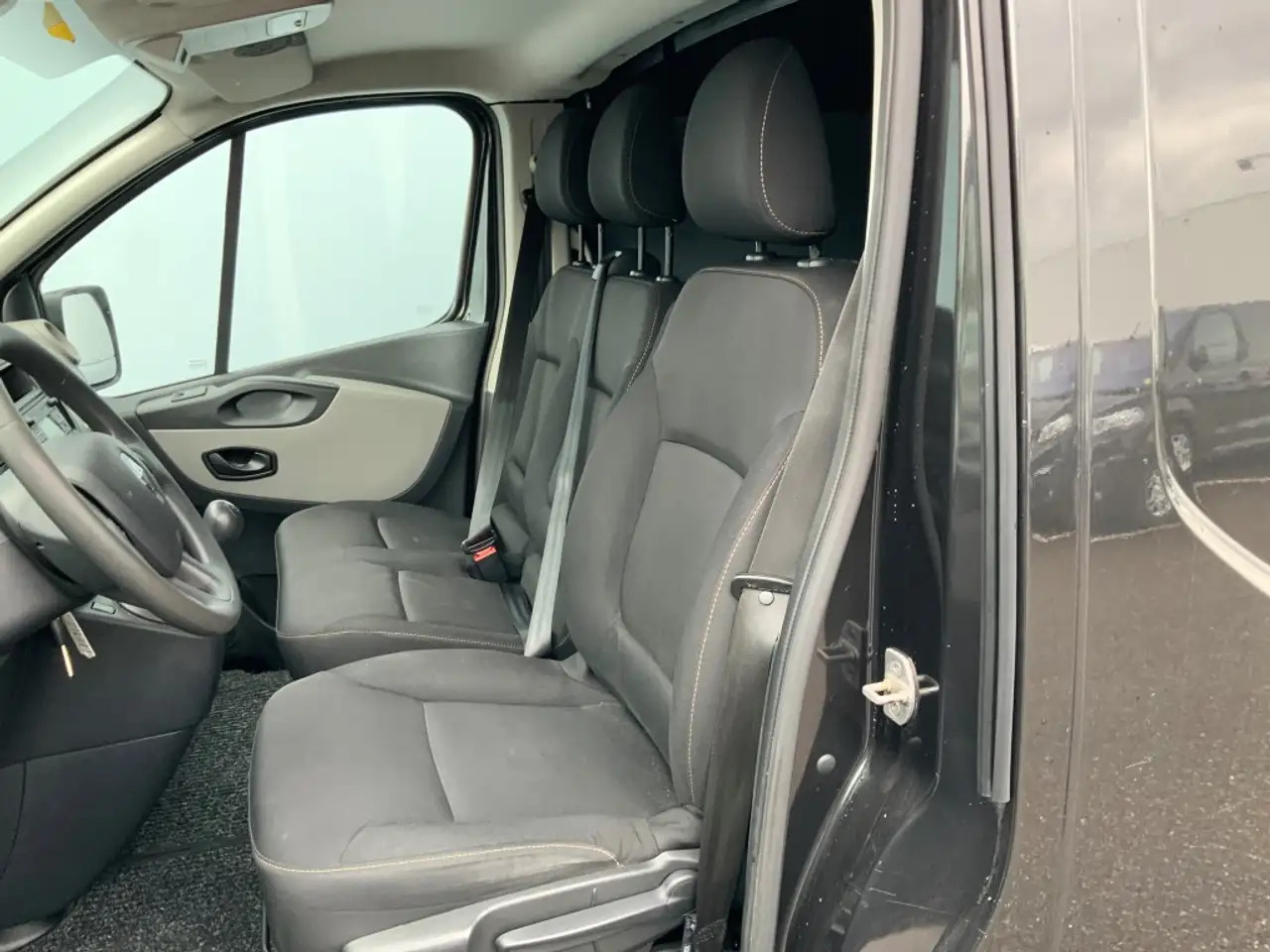 Kaubik Renault Trafic 1.6 dCi T29 L2H2 Comfort Energy Airco Cruise 3 Zit: pilt 10