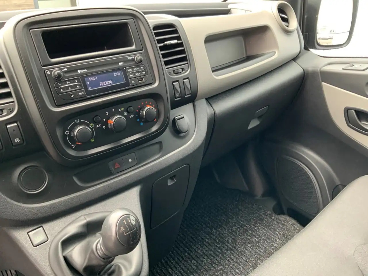 Kaubik Renault Trafic 1.6 dCi T29 L2H2 Comfort Energy Airco Cruise 3 Zit: pilt 7