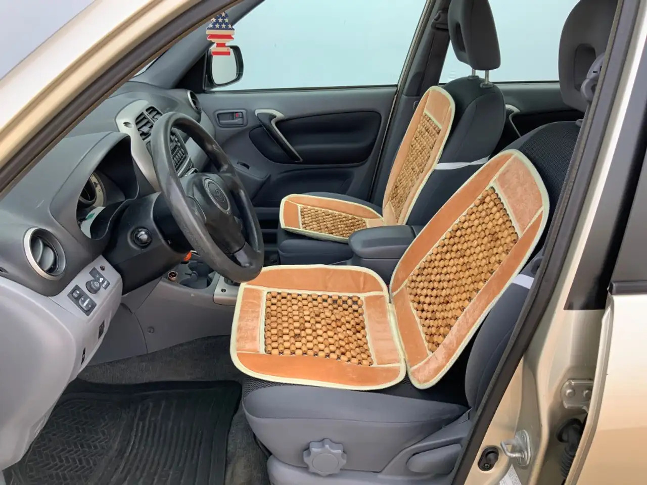Toyota RAV 4 4X4 Airco Cruise Automaat Alu Velg Marge - Maastur: pilt 4 Toyota RAV 4 4X4 Airco Cruise Automaat Alu Velg Marge - Maastur: pilt 4
