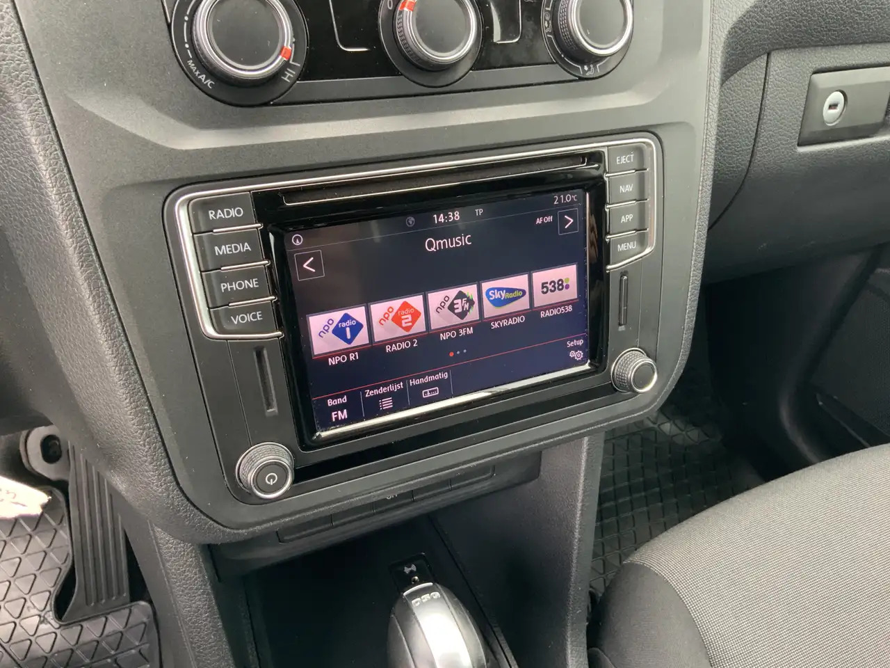 Väike kaubik Volkswagen Caddy 2.0 TDI L2H1 AUTOMAAT BMT Maxi Exclusive Edition A: pilt 8 Väike kaubik Volkswagen Caddy 2.0 TDI L2H1 AUTOMAAT BMT Maxi Exclusive Edition A: pilt 8