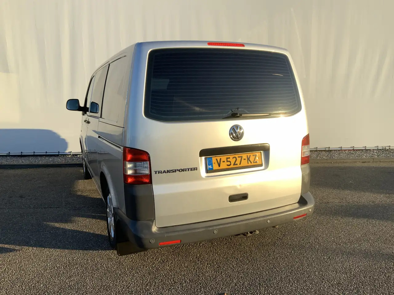 Volkswagen T5 Transporter 2.0 L1H2 Benzine Airco Navi Dub Schuifdeuren Leer - Kaubik: pilt 2 Volkswagen T5 Transporter 2.0 L1H2 Benzine Airco Navi Dub Schuifdeuren Leer - Kaubik: pilt 2