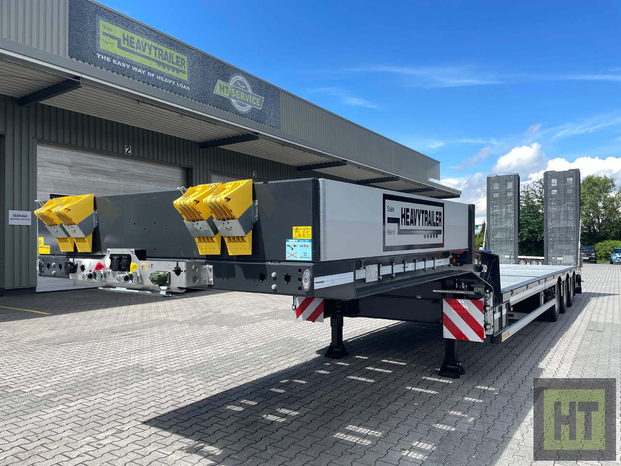 Faymonville 3-Achs-Semi-hydr.Ladeboden mit Rampen-Gitterrost - Madal platvormpoolhaagis: pilt 3 Faymonville 3-Achs-Semi-hydr.Ladeboden mit Rampen-Gitterrost - Madal platvormpoolhaagis: pilt 3