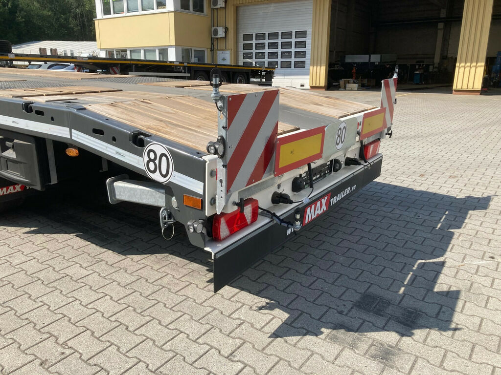 Faymonville MAX Trailer 3-Achs-Mega-Tele-Plateau-Auflieger - Madal platvormpoolhaagis: pilt 3 Faymonville MAX Trailer 3-Achs-Mega-Tele-Plateau-Auflieger - Madal platvormpoolhaagis: pilt 3