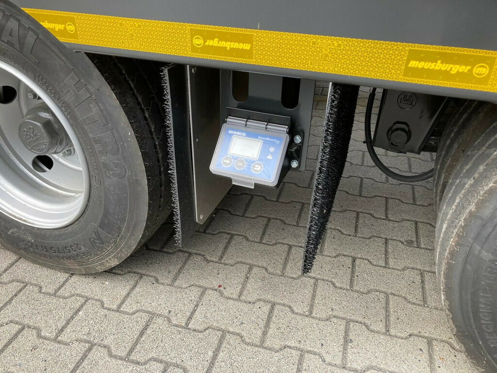 Meusburger 3-Achs-Satteltieflader mit abklappbarem Heck - Madal platvormpoolhaagis: pilt 4 Meusburger 3-Achs-Satteltieflader mit abklappbarem Heck - Madal platvormpoolhaagis: pilt 4