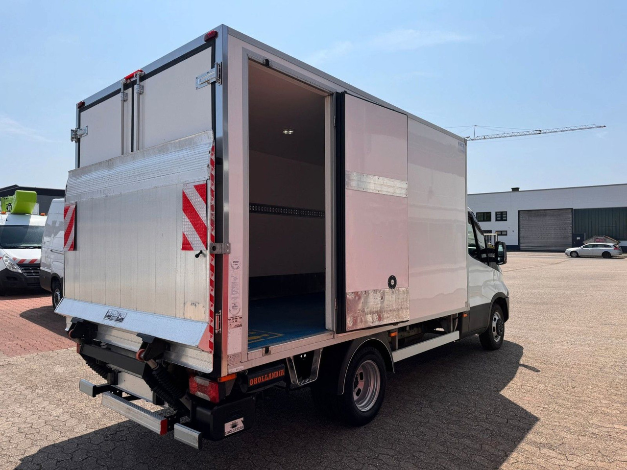 Iveco Daily 35C16 Tiefkühlkoffer Carrier Pulsor350 LWB - Tarbesõiduk külmik: pilt 5 Iveco Daily 35C16 Tiefkühlkoffer Carrier Pulsor350 LWB - Tarbesõiduk külmik: pilt 5