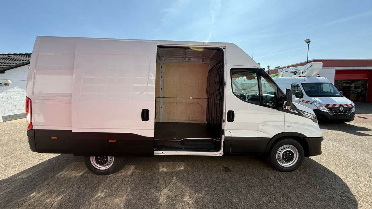 Iveco Daily 35S14 Transporter Kastenwagen L3H2 - Kaubik: pilt 4 Iveco Daily 35S14 Transporter Kastenwagen L3H2 - Kaubik: pilt 4