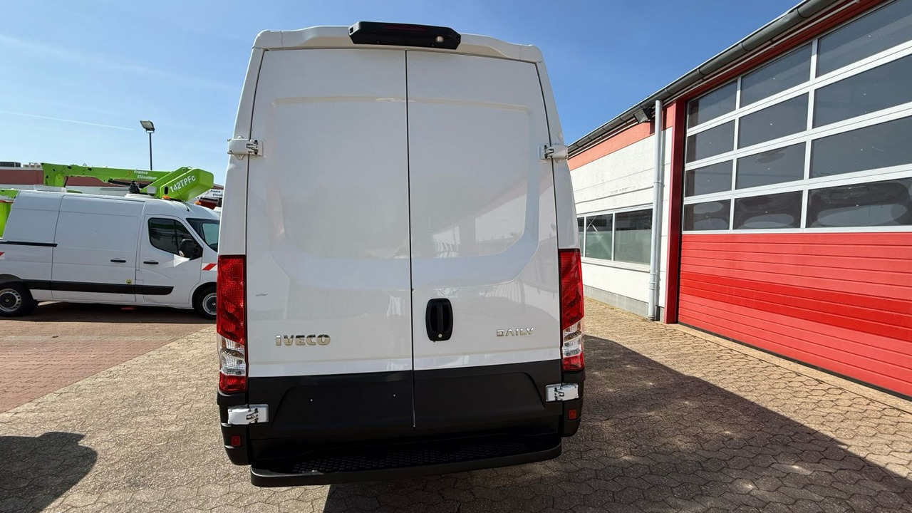 Iveco Daily 35S14 Transporter Kastenwagen L3H2 - Kaubik: pilt 4 Iveco Daily 35S14 Transporter Kastenwagen L3H2 - Kaubik: pilt 4