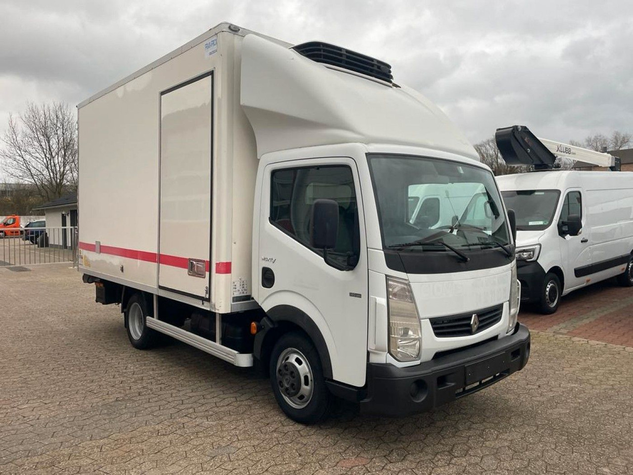 Renault Maxity Tiefkühlkoffer Multi-Temp Ladebordwand - Tarbesõiduk külmik: pilt 3 Renault Maxity Tiefkühlkoffer Multi-Temp Ladebordwand - Tarbesõiduk külmik: pilt 3