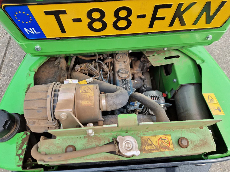 Avant M523 met 317 uur, in nieuwstaat!! - Kompaktroomiklaadur: pilt 5 Avant M523 met 317 uur, in nieuwstaat!! - Kompaktroomiklaadur: pilt 5