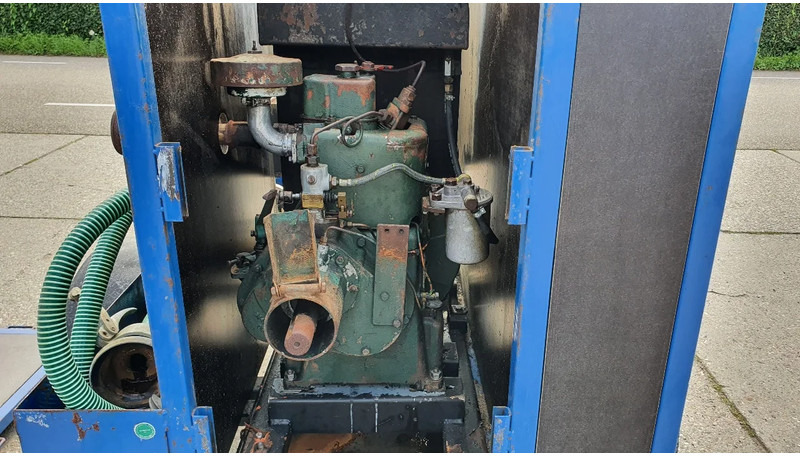 Diversen vuilwaterpomp met Petter motor - Veepump: pilt 3 Diversen vuilwaterpomp met Petter motor - Veepump: pilt 3