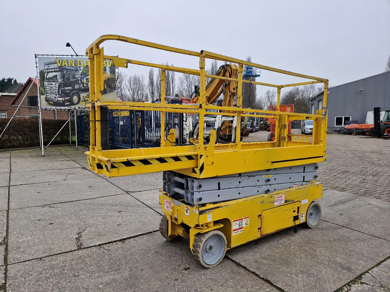 Genie GS2032 elektrisch werkhoogte 8m. met keuring - Käärlift: pilt 1 Genie GS2032 elektrisch werkhoogte 8m. met keuring - Käärlift: pilt 1
