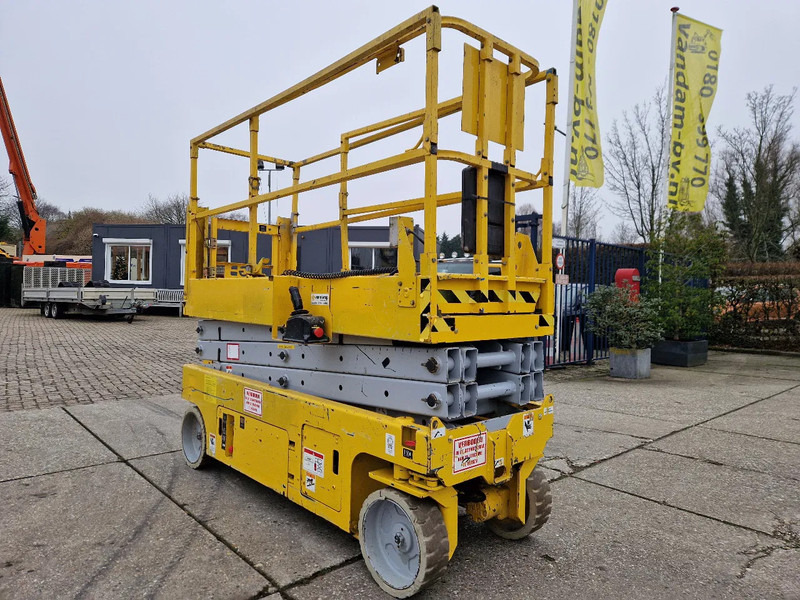 Genie GS2032 elektrisch werkhoogte 8m. met keuring - Käärlift: pilt 3 Genie GS2032 elektrisch werkhoogte 8m. met keuring - Käärlift: pilt 3
