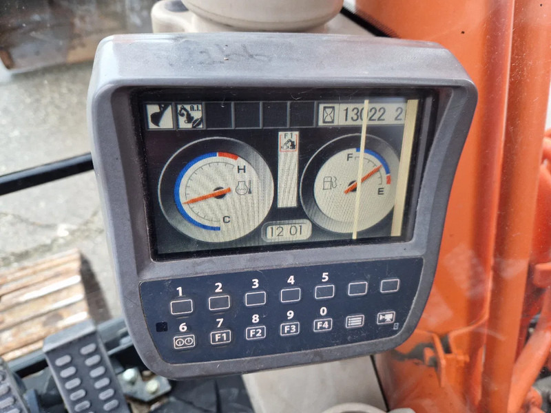 Lintekskavaator Hitachi ZX160LC-3 rijwerk zéér netjes: pilt 11