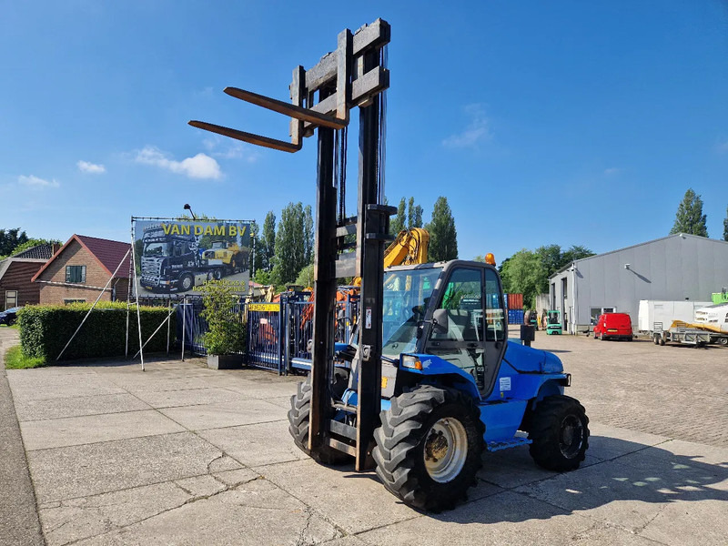 Manitou M50-4, 4X4 ruwterreinheftruck - Ebatasasel maastikul kohanduv kahveltõstuk: pilt 1 Manitou M50-4, 4X4 ruwterreinheftruck - Ebatasasel maastikul kohanduv kahveltõstuk: pilt 1