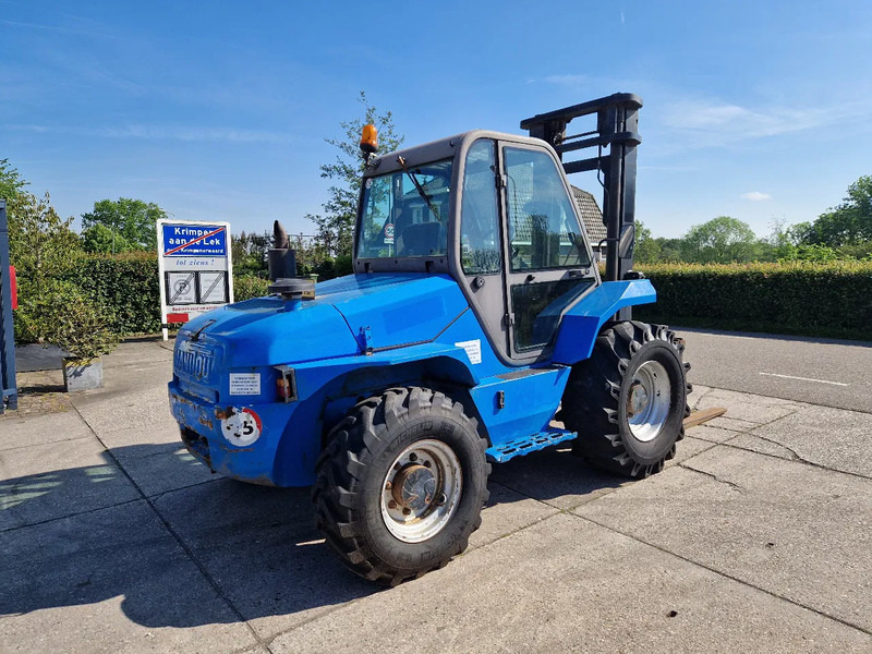 Manitou M50-4 ruwterrein 4WD sideshift - Ebatasasel maastikul kohanduv kahveltõstuk: pilt 3 Manitou M50-4 ruwterrein 4WD sideshift - Ebatasasel maastikul kohanduv kahveltõstuk: pilt 3