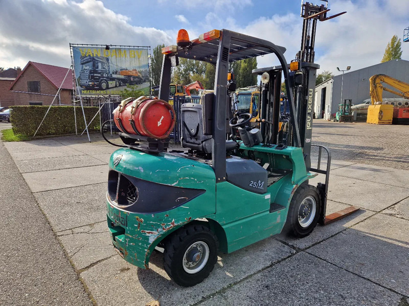Maximal Nissan Zhejiang 2.5 ton LPG LOW HOURS - Gaasitõstuk: pilt 4 Maximal Nissan Zhejiang 2.5 ton LPG LOW HOURS - Gaasitõstuk: pilt 4
