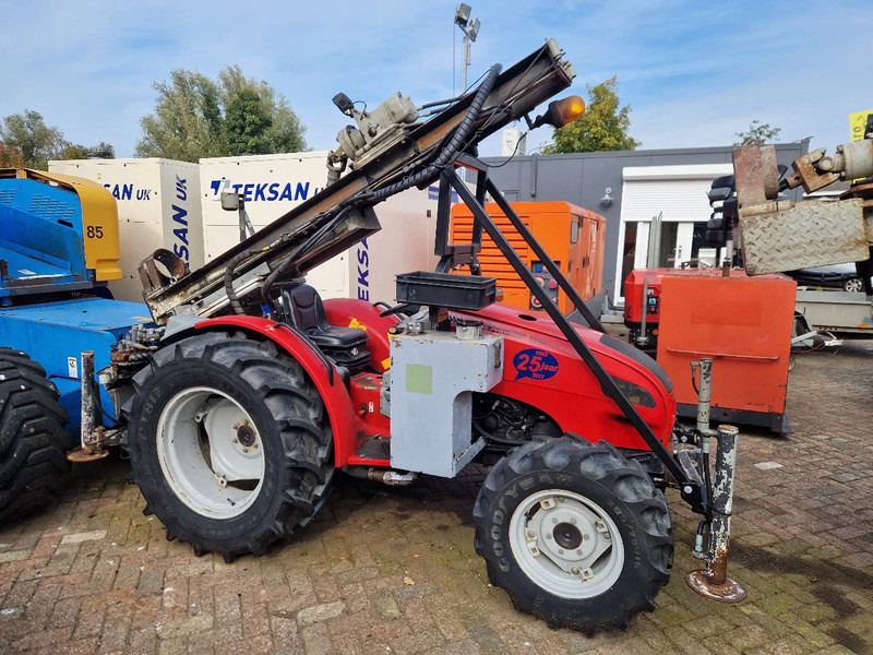 Onbekend Valpadana 1550 4x4 drilling tractor - Puurimisplatvorm: pilt 2 Onbekend Valpadana 1550 4x4 drilling tractor - Puurimisplatvorm: pilt 2