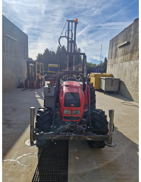 Onbekend Valpadana 1550 4x4 drilling tractor - Puurimisplatvorm: pilt 4 Onbekend Valpadana 1550 4x4 drilling tractor - Puurimisplatvorm: pilt 4