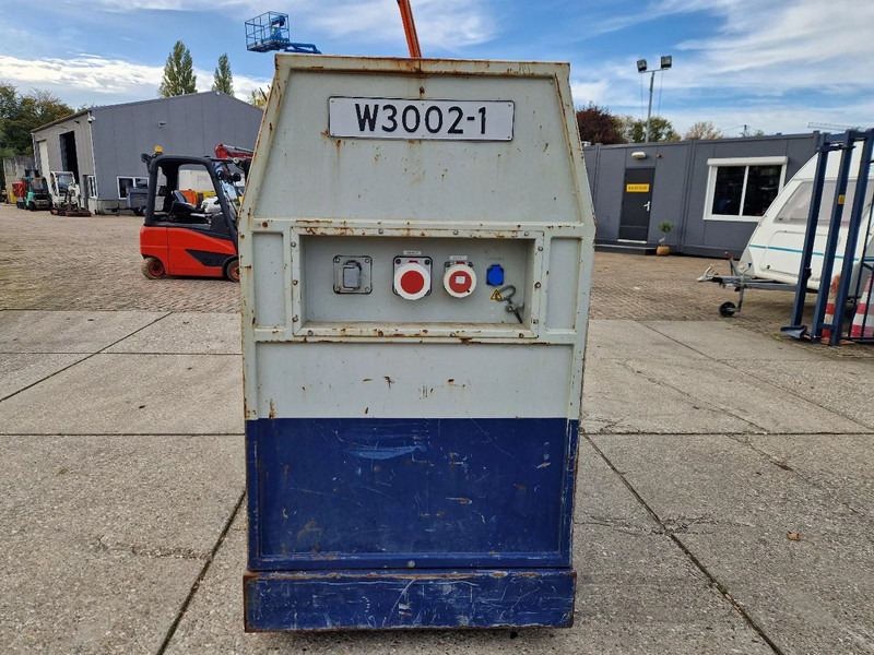 Onbekend geluidgedempt aggregaat met Stamford generator 72.5 kVA - Generaatorikomplekt: pilt 4 Onbekend geluidgedempt aggregaat met Stamford generator 72.5 kVA - Generaatorikomplekt: pilt 4
