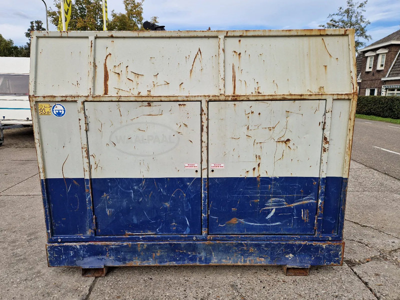 Onbekend geluidgedempt aggregaat met Stamford generator 72.5 kVA - Generaatorikomplekt: pilt 3 Onbekend geluidgedempt aggregaat met Stamford generator 72.5 kVA - Generaatorikomplekt: pilt 3