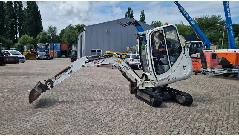 WACKER NEUSON 2003RD met nivelleersysteem - Miniekskavaator: pilt 3 WACKER NEUSON 2003RD met nivelleersysteem - Miniekskavaator: pilt 3