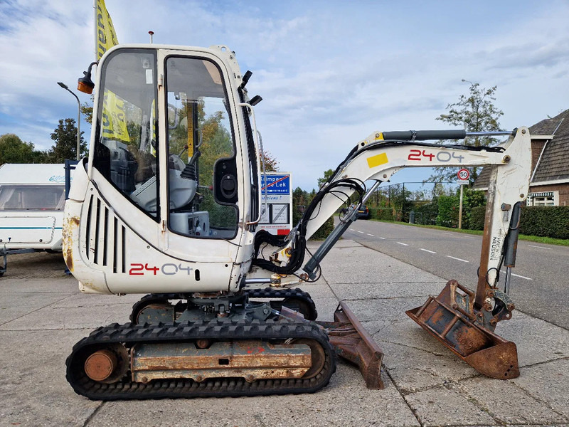 WACKER NEUSON 2404RD, kan op een berghelling draaien - Miniekskavaator: pilt 4 WACKER NEUSON 2404RD, kan op een berghelling draaien - Miniekskavaator: pilt 4
