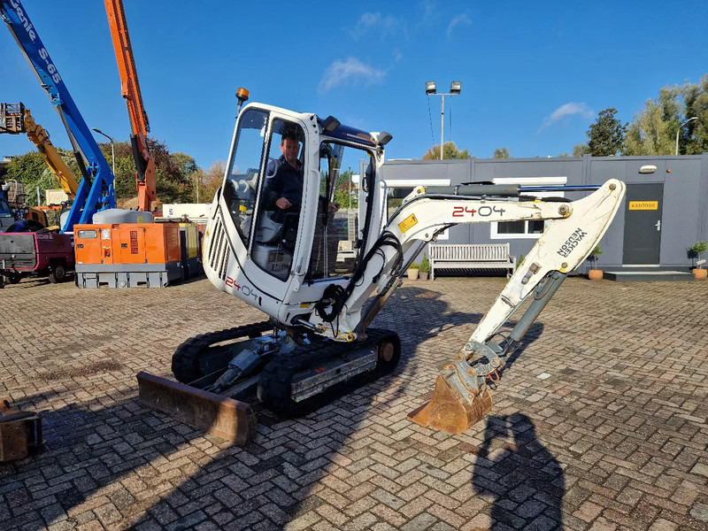 WACKER NEUSON 2404RD met nivelleersysteem, mountain proof - Miniekskavaator: pilt 1 WACKER NEUSON 2404RD met nivelleersysteem, mountain proof - Miniekskavaator: pilt 1