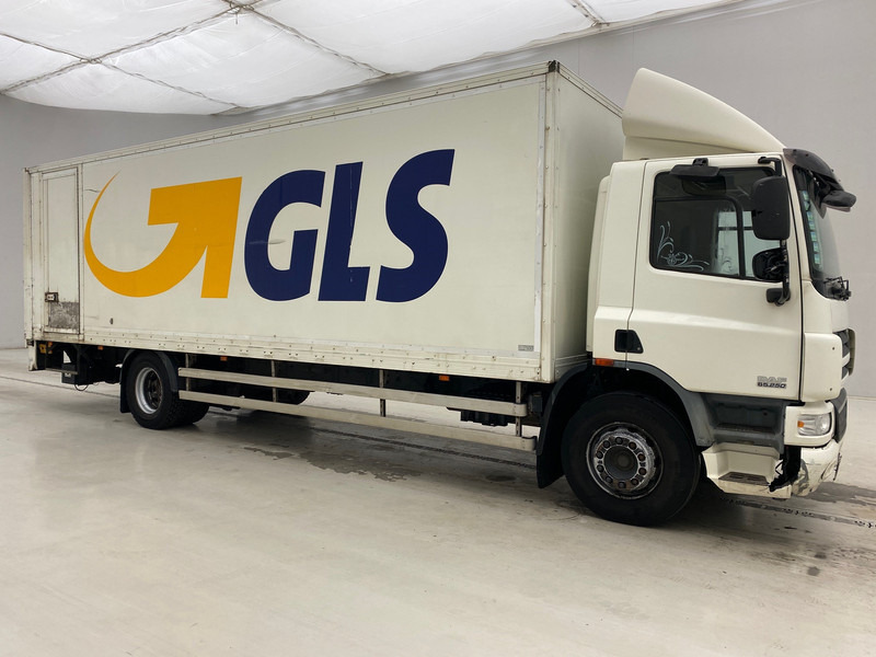 DAF CF65.250 - Kasti veoauto: pilt 2 DAF CF65.250 - Kasti veoauto: pilt 2
