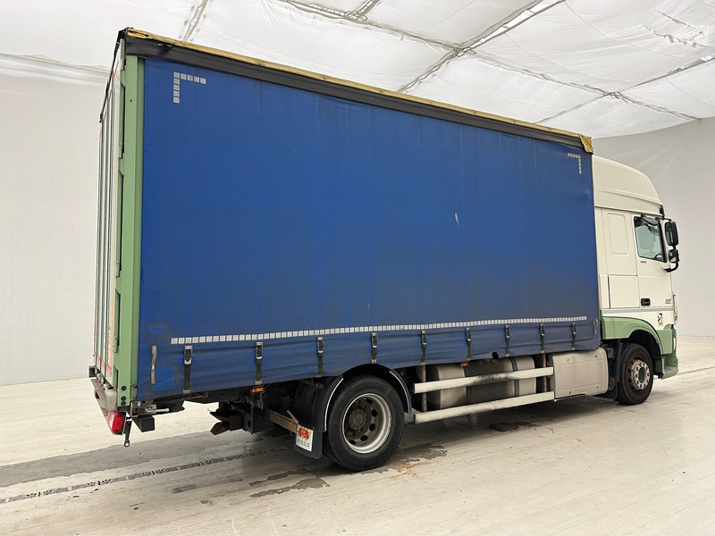DAF XF 460 Super Space Cab - Tent veoauto: pilt 4 DAF XF 460 Super Space Cab - Tent veoauto: pilt 4