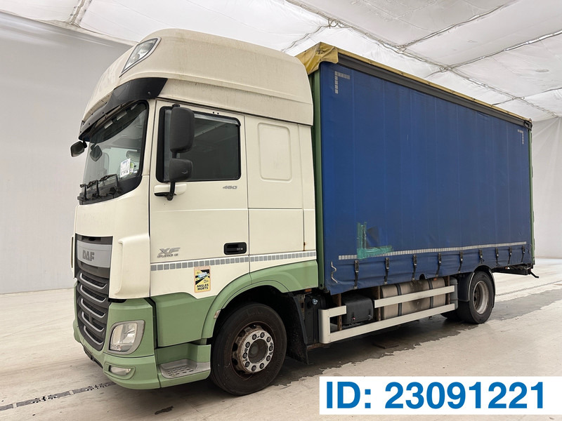 DAF XF 460 Super Space Cab - Tent veoauto: pilt 1 DAF XF 460 Super Space Cab - Tent veoauto: pilt 1