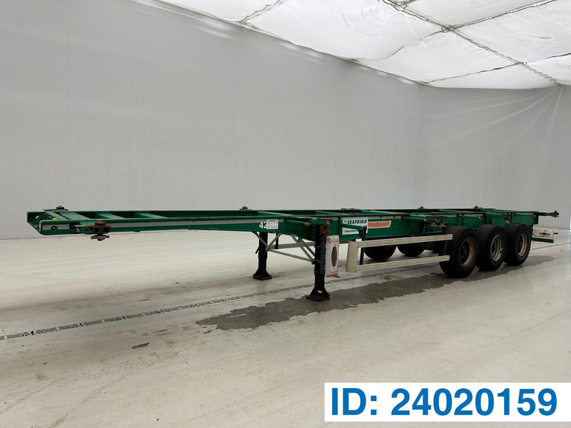 Fruehauf Skelet 2 x 20-40 ft - Konteinerveduk/ Tõstukiga poolhaagis: pilt 1 Fruehauf Skelet 2 x 20-40 ft - Konteinerveduk/ Tõstukiga poolhaagis: pilt 1