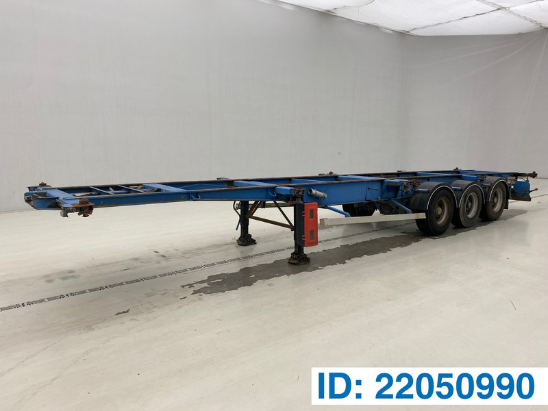 Fruehauf Skelet 20-30-40 ft - Konteinerveduk/ Tõstukiga poolhaagis: pilt 1 Fruehauf Skelet 20-30-40 ft - Konteinerveduk/ Tõstukiga poolhaagis: pilt 1