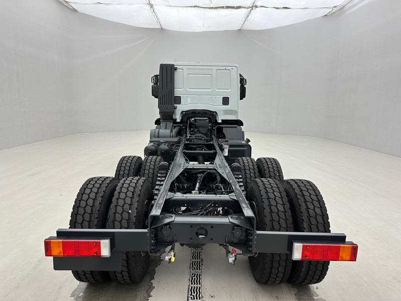 Uus Kabiinišassiiga veoauto Iveco Trakker 380 - 6x4: pilt 7