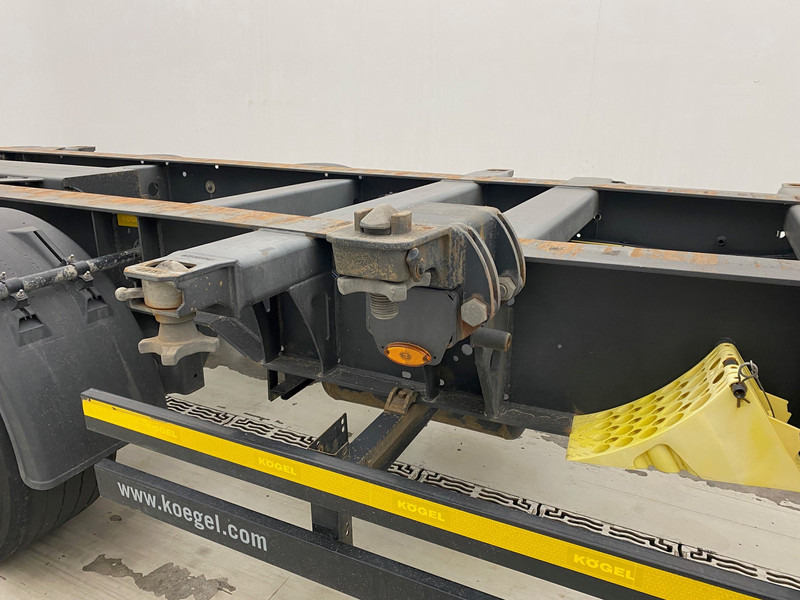 Konteinerveduk/ Tõstukiga poolhaagis Kögel Polyvalent skelet 20-30-40 ft: pilt 8 Konteinerveduk/ Tõstukiga poolhaagis Kögel Polyvalent skelet 20-30-40 ft: pilt 8