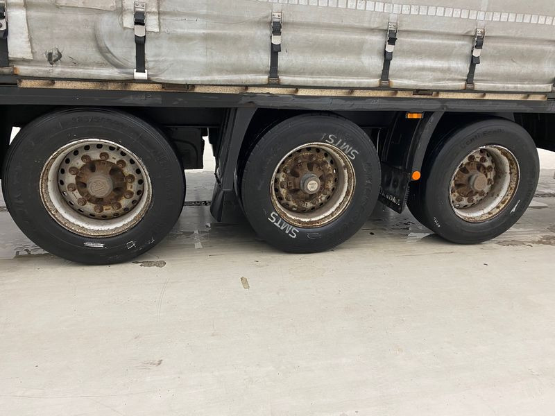 Krone Tautliner - Tentpoolhaagis: pilt 4 Krone Tautliner - Tentpoolhaagis: pilt 4