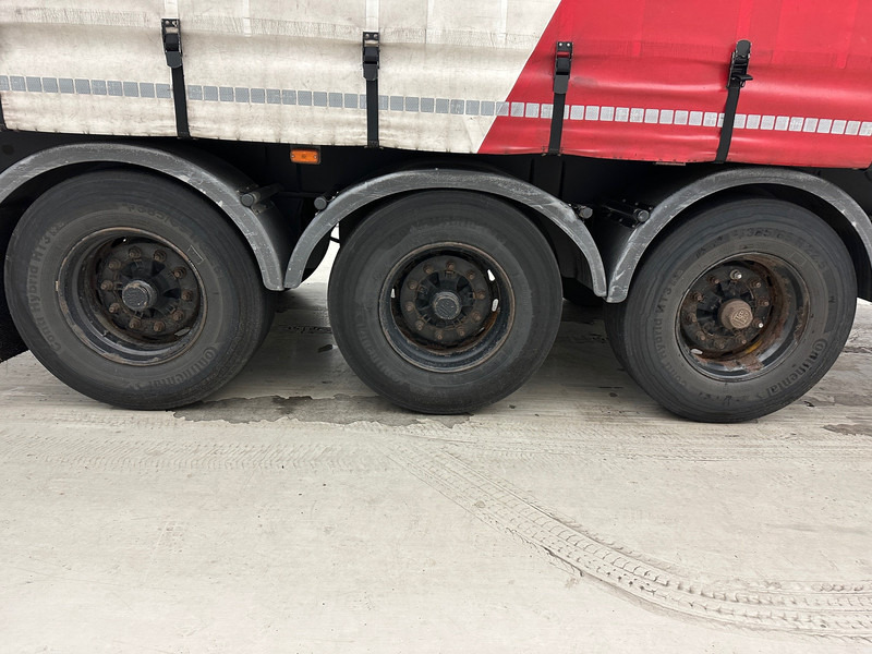 LAG Tautliner - Tentpoolhaagis: pilt 4 LAG Tautliner - Tentpoolhaagis: pilt 4