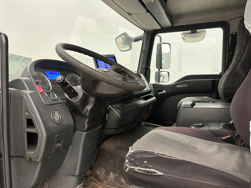 Tsisternauto transporditavad ained kütust MAN TGM 18.290: pilt 12