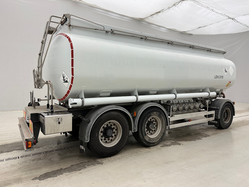 Magyar Alu tank 22000 L - Tsisternhaagis: pilt 4 Magyar Alu tank 22000 L - Tsisternhaagis: pilt 4