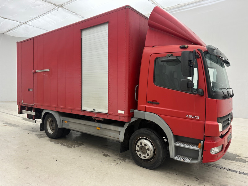 Mercedes-Benz Atego 1223 - Kasti veoauto: pilt 3 Mercedes-Benz Atego 1223 - Kasti veoauto: pilt 3