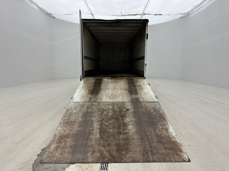 Mercedes-Benz Axor 1833 - Kasti veoauto: pilt 5 Mercedes-Benz Axor 1833 - Kasti veoauto: pilt 5