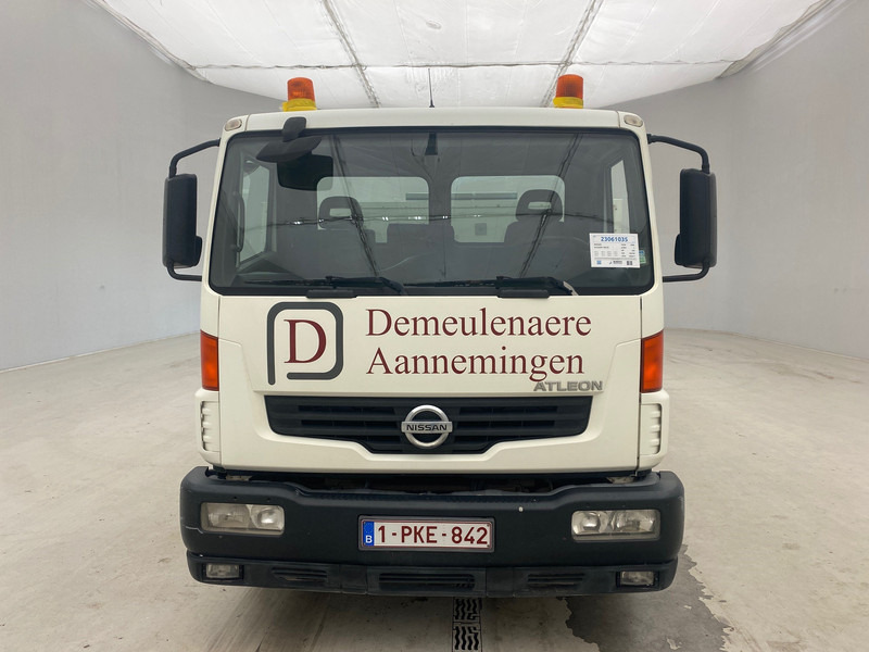 Nissan Atleon 120.25 - Kallurauto: pilt 2 Nissan Atleon 120.25 - Kallurauto: pilt 2