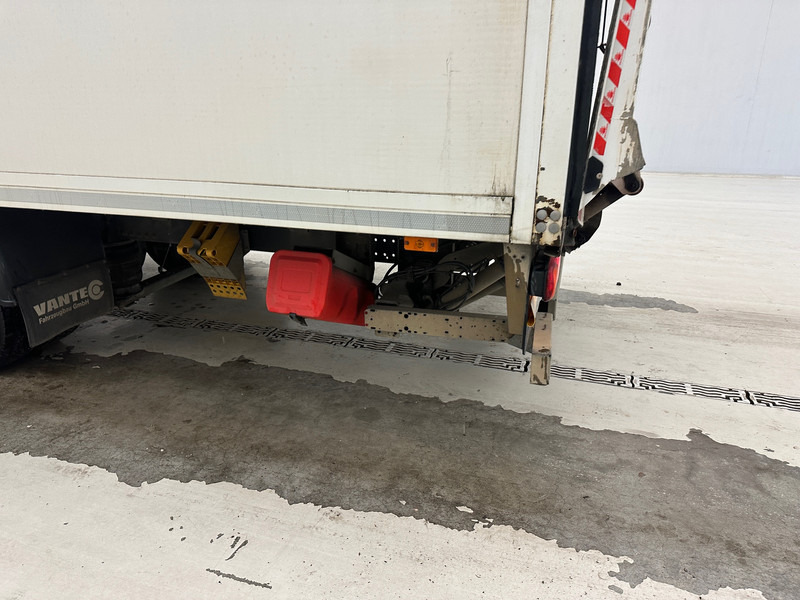 Kasti veoauto Renault D12: pilt 10 Kasti veoauto Renault D12: pilt 10